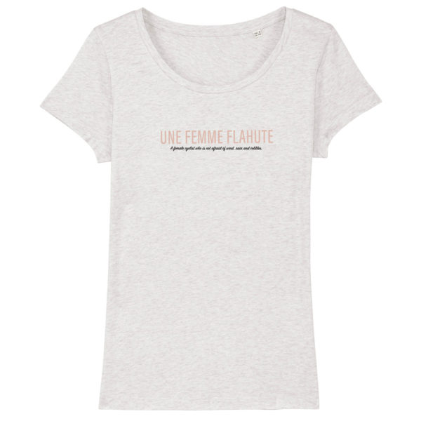 une femme flahute