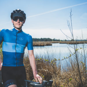 cycling jersey ocean atmosphere photo 10