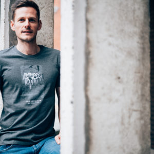 Les Ouvrirs T-shirt sfeer foto grey4