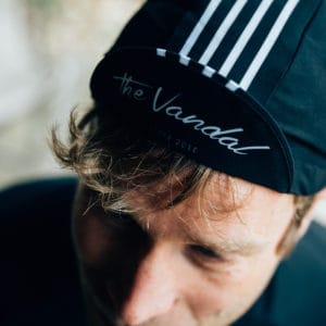 Casquette cycliste noire détail photo 4