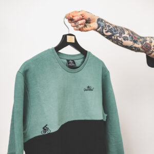 Detail photo 2 tone sweater Pine 3