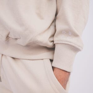 off season zipper sweater detail4