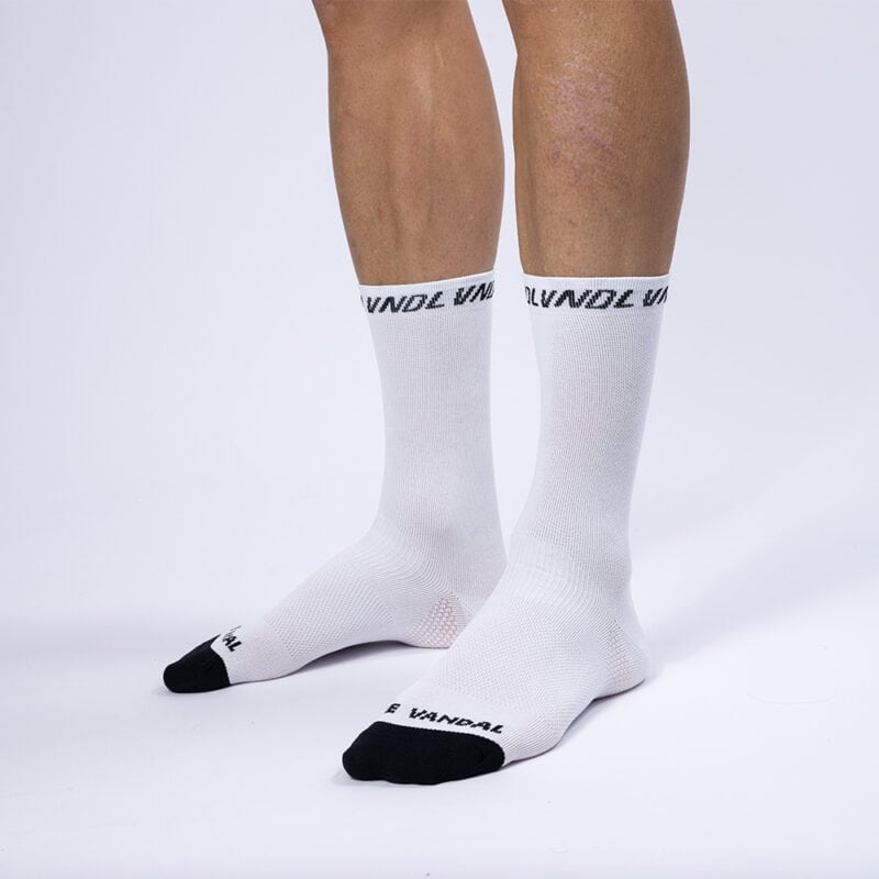 Packshot logo performance sock