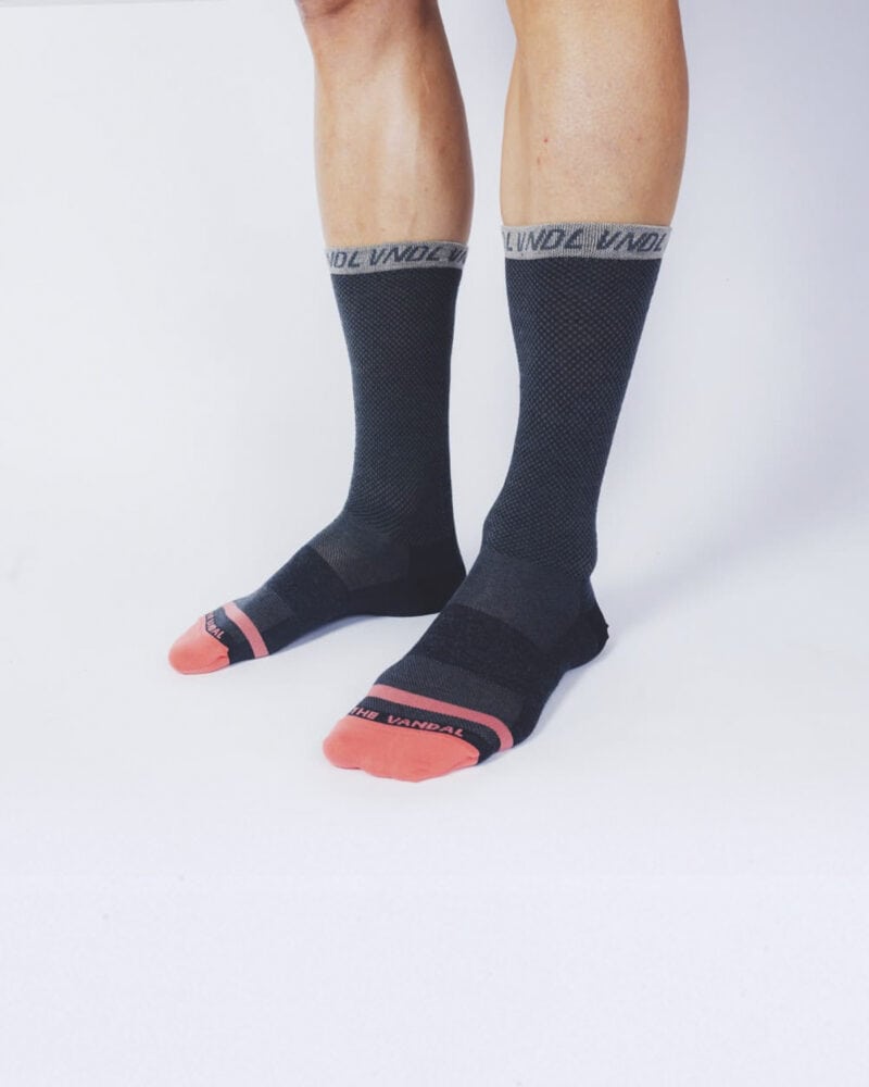Packshot grey merino sock VK NEW