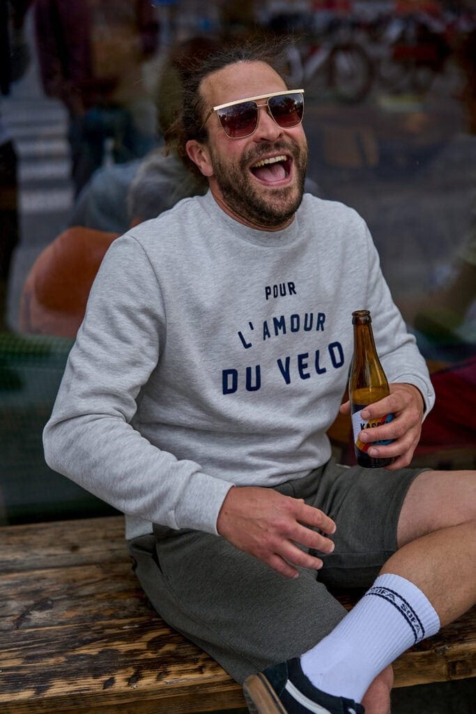 L'amour Sweater Grey - Image 4