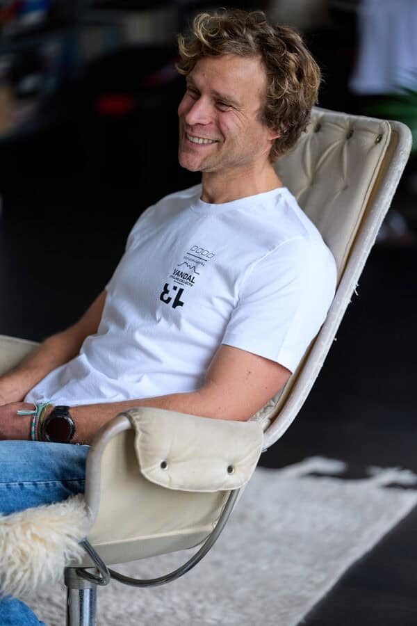 Cobbles or Gravel T-shirt - Afbeelding 6